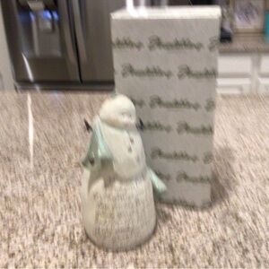 Foundations by Karen Hahn Snowman W/Hat Figurine Collector
